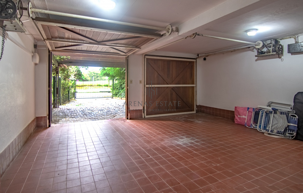 Casa ID.2872 - Espectacular chalet de gran tamaño, zona del Golf.