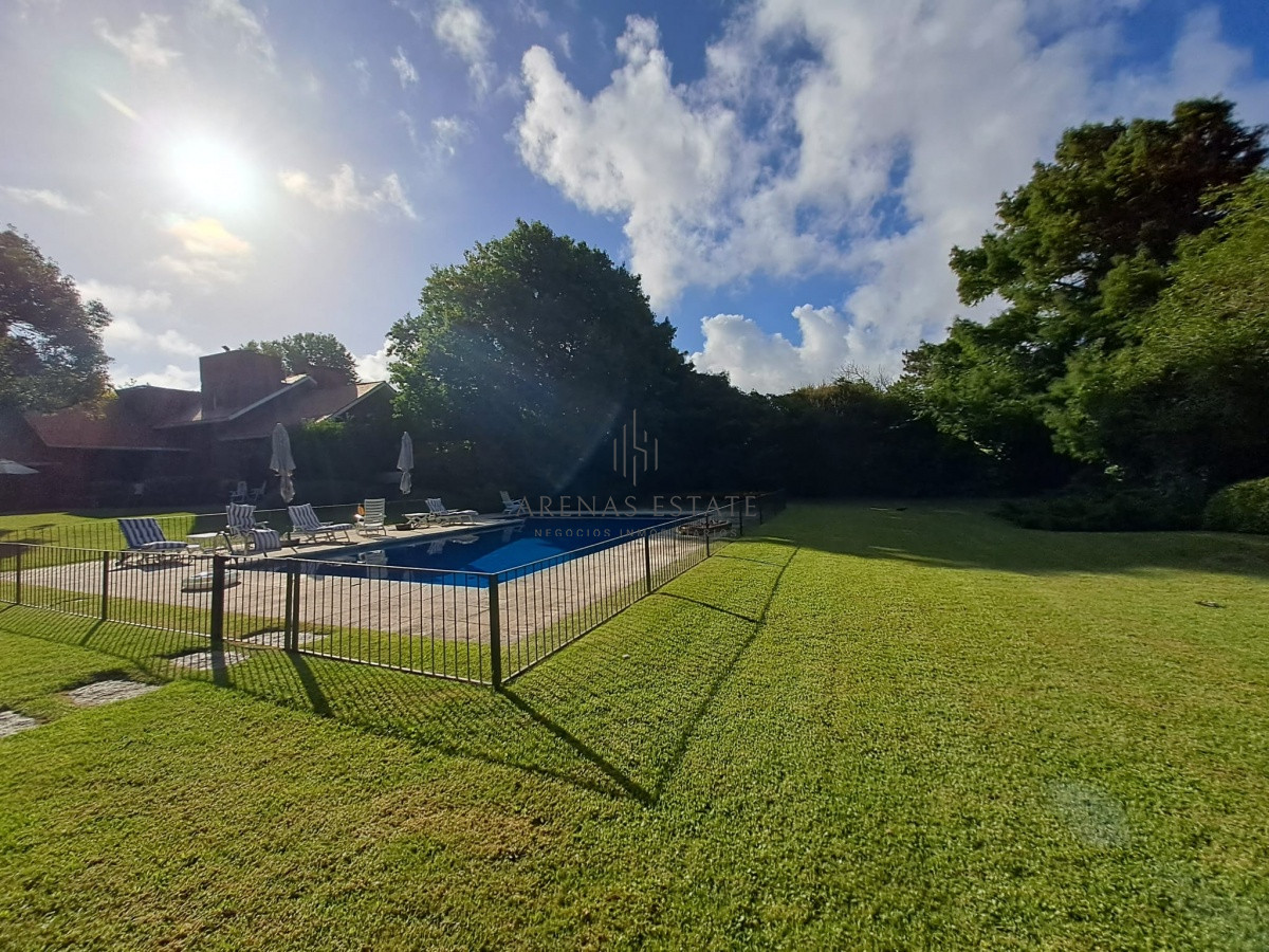 Casa ID.2872 - Espectacular chalet de gran tamaño, zona del Golf.