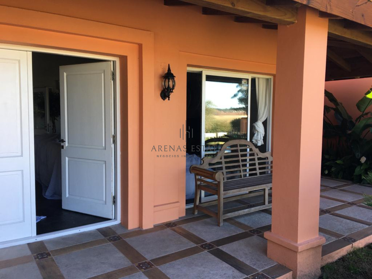 Casa ID.4008 - CASA CON ESTILO Y DISEÑO