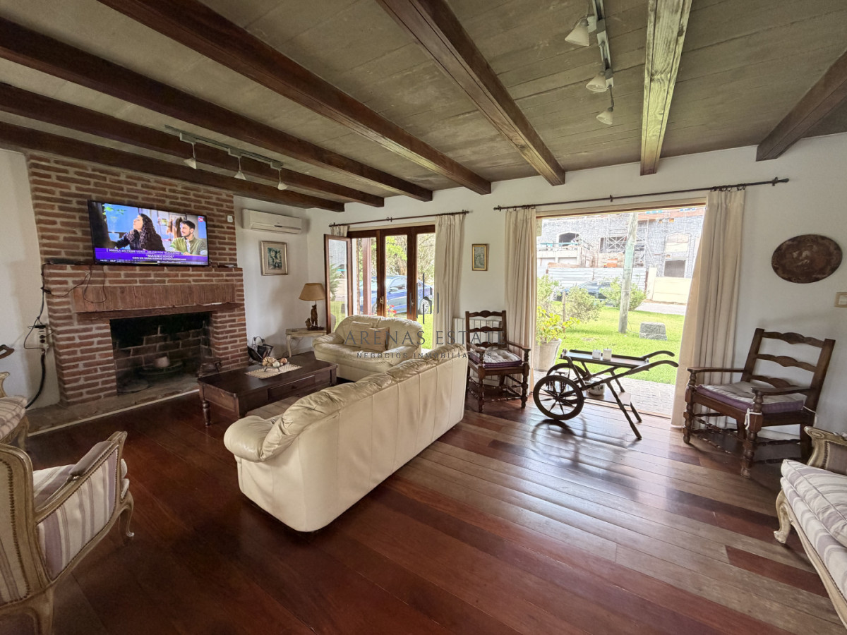 Casa ID.4193 - Vende hermosa casa en san rafael , cerca del mar, Punta del Este