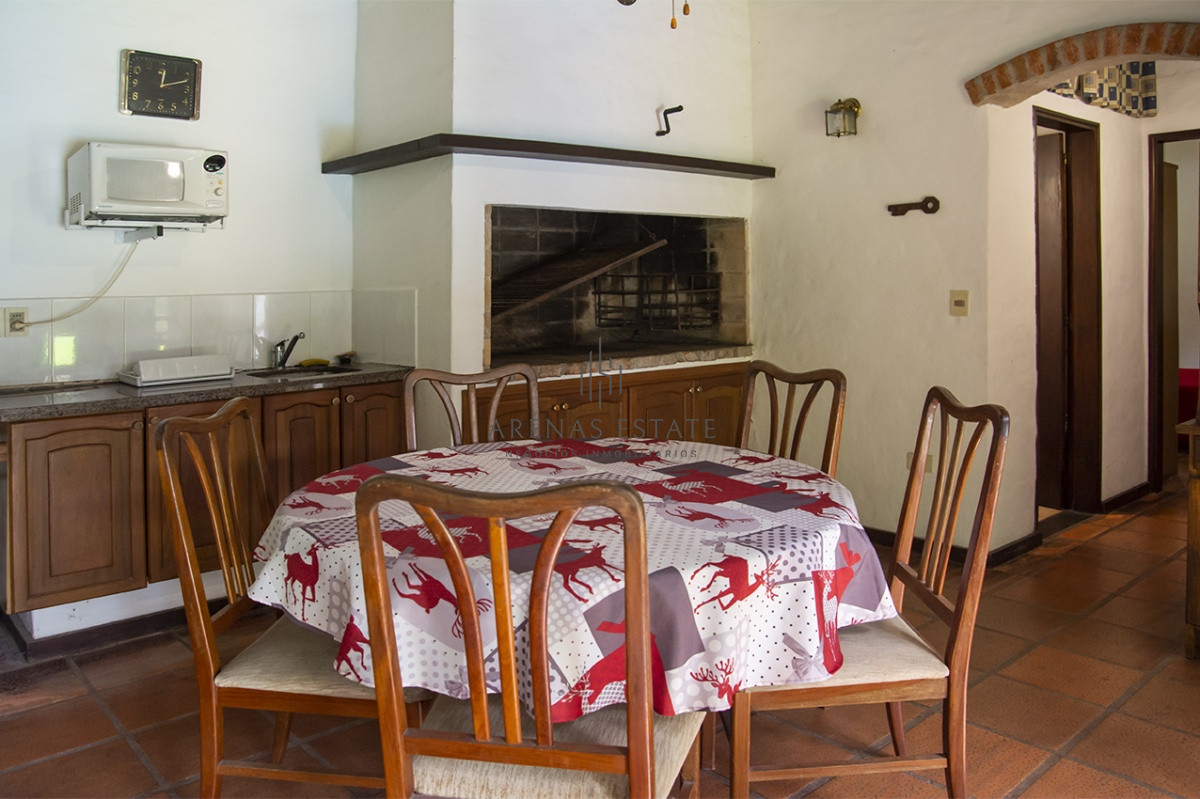 Casa ID.2841 - Casa en Venta de 3 dormitorios en Cantegril , Punta del este , Maldonado 