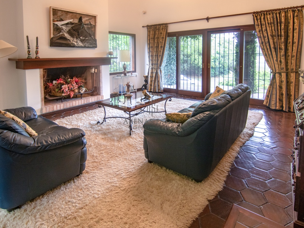 Casa ID.2872 - Espectacular chalet de gran tamaño, zona del Golf.