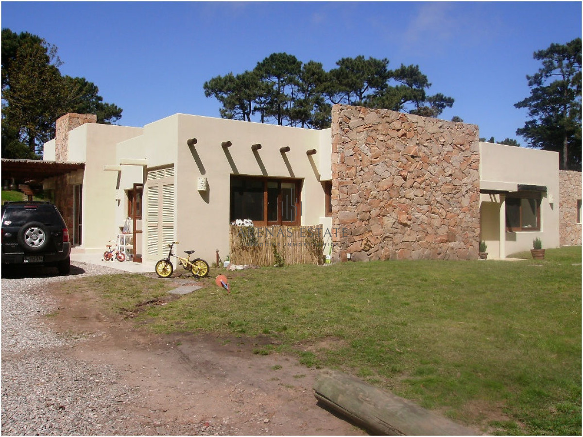 Casa ID.3952 - En una exelente ubicacion, una muy buena oportunidad 