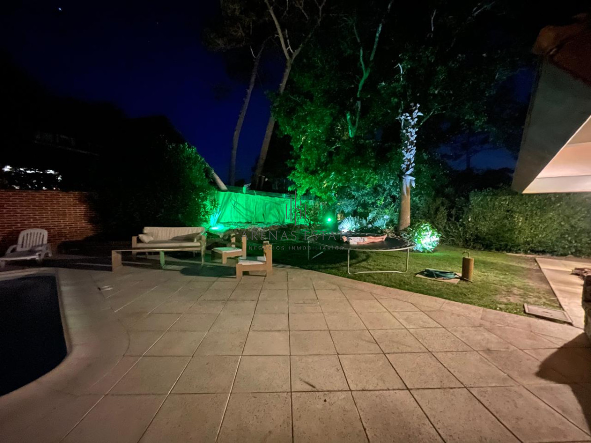Casa ID.2868 - Hermosa casa en venta en Punta del Este