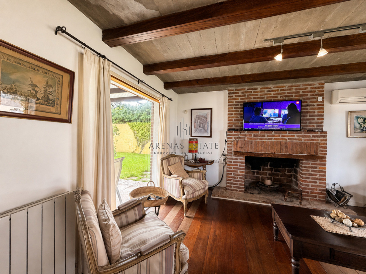 Casa ID.4193 - Vende hermosa casa en san rafael , cerca del mar, Punta del Este