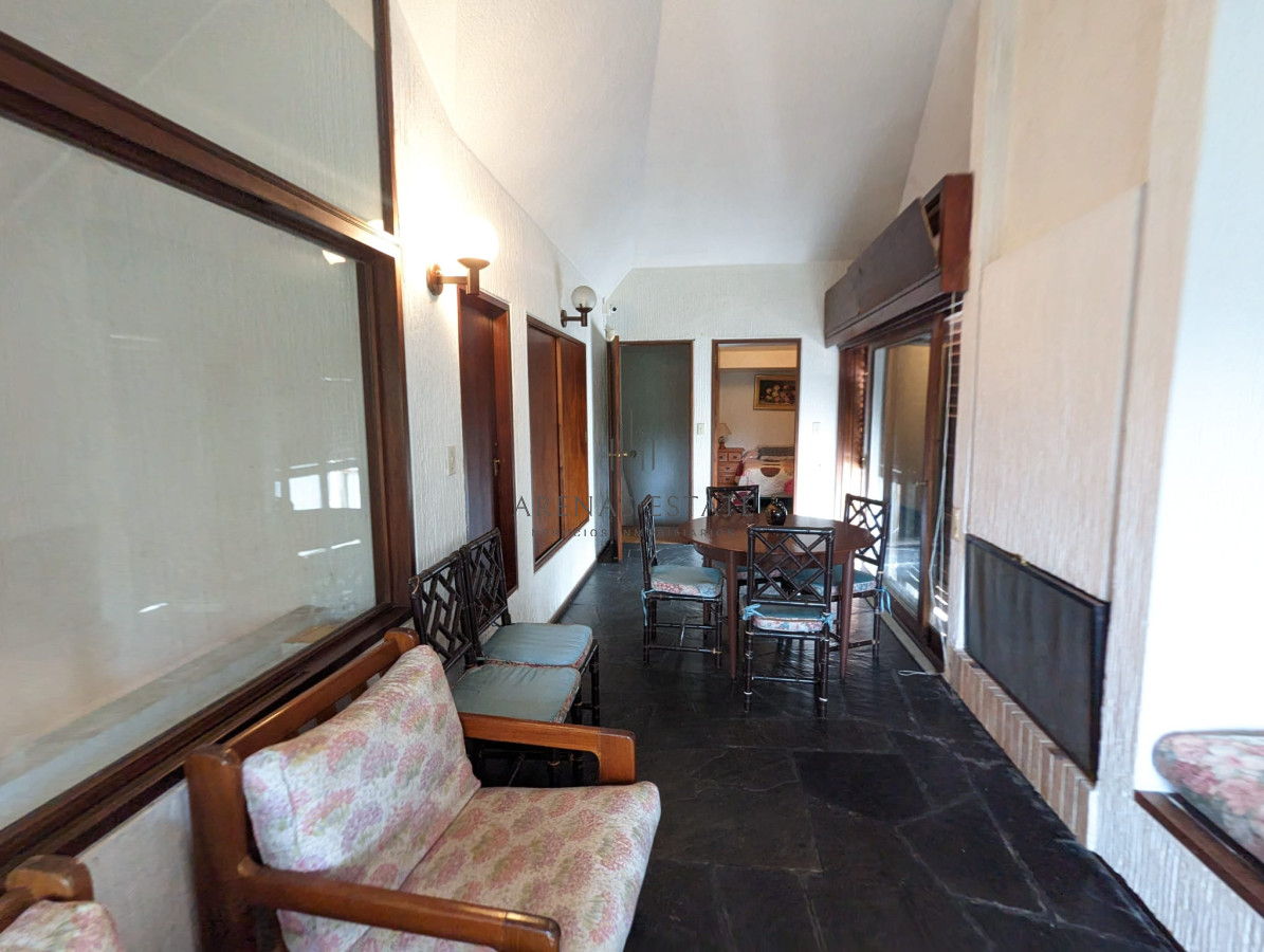Casa ID.2836 - Hermosa y Amplia Casa en Mansa en venta