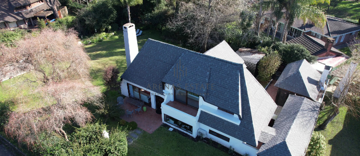 Casa ID.4632 - En venta casa de 3 dormitorios en Maldonado