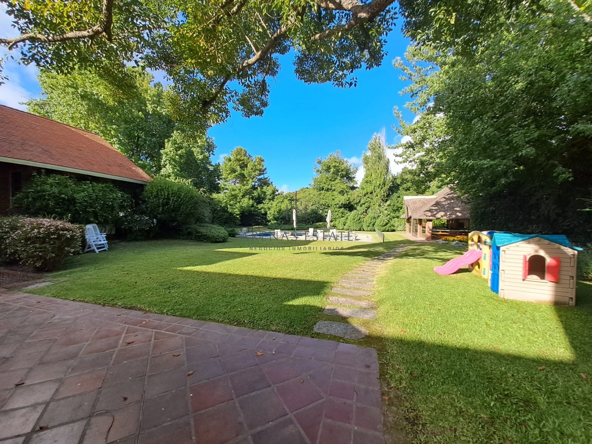 Casa ID.2872 - Espectacular chalet de gran tamaño, zona del Golf.