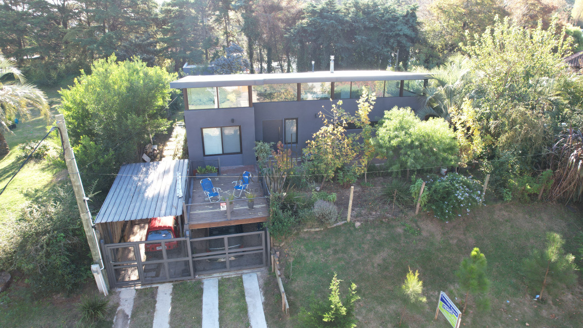 Casa ID.2909 - Vende casa en espectacular estado, Punta del Este 