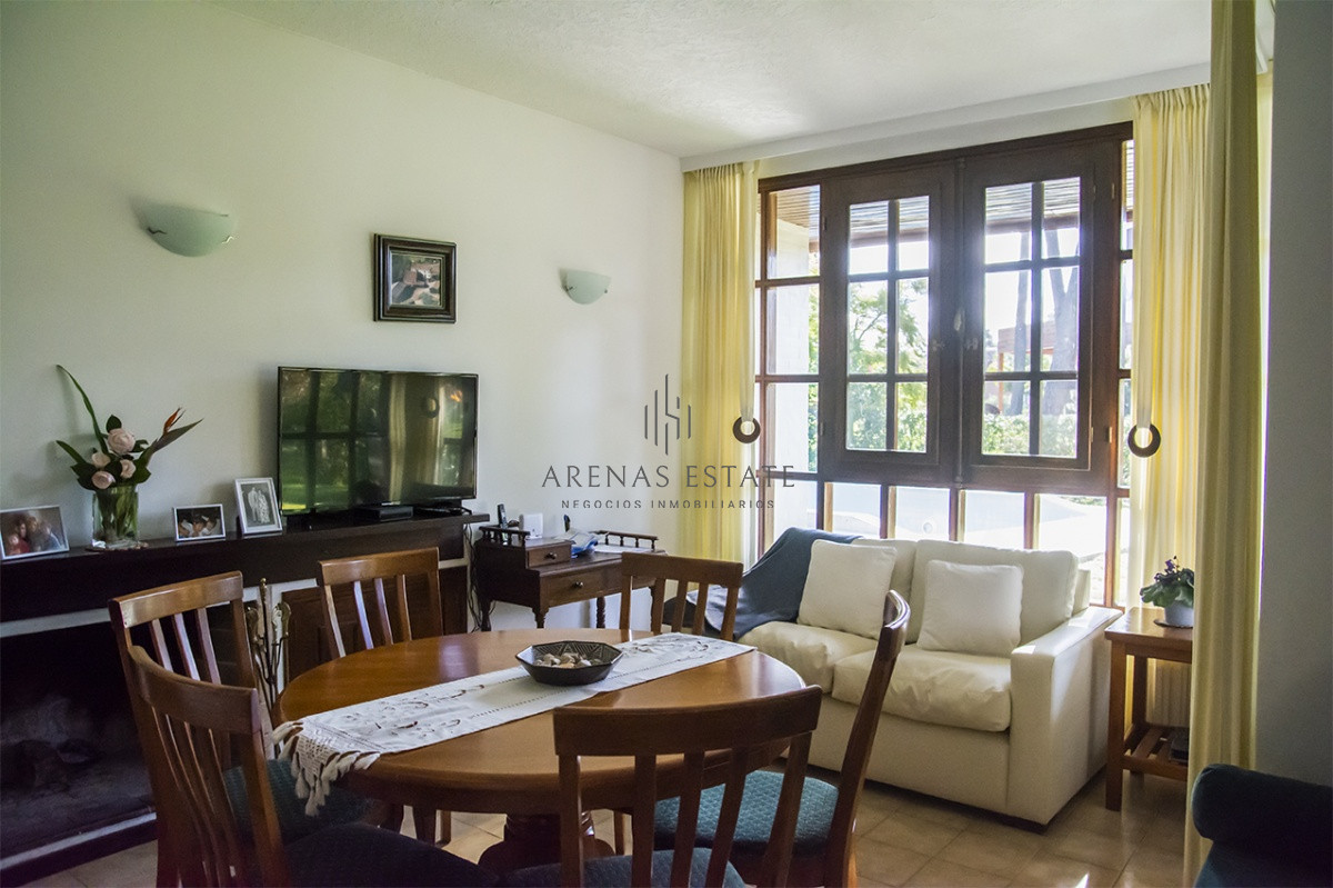 Casa ID.2844 - Casa en venta de 5 dormitorios en San Rafael , Punta del este 