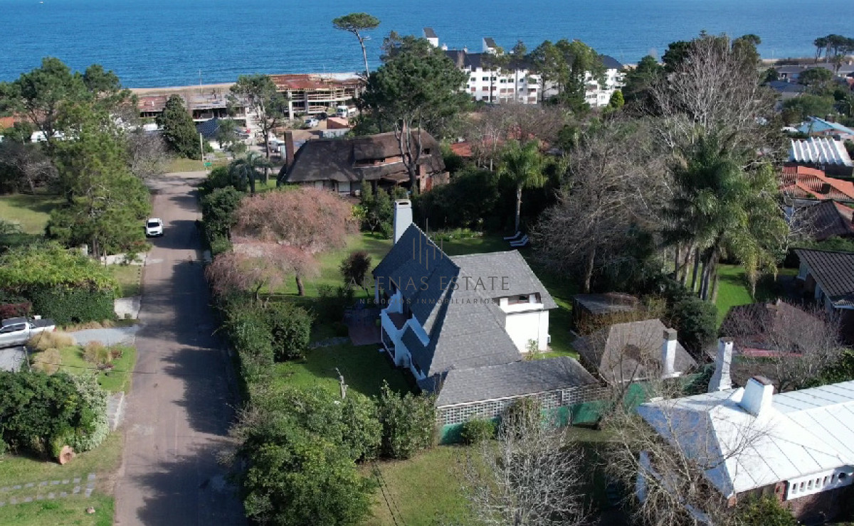 Casa ID.4632 - En venta casa de 3 dormitorios en Maldonado