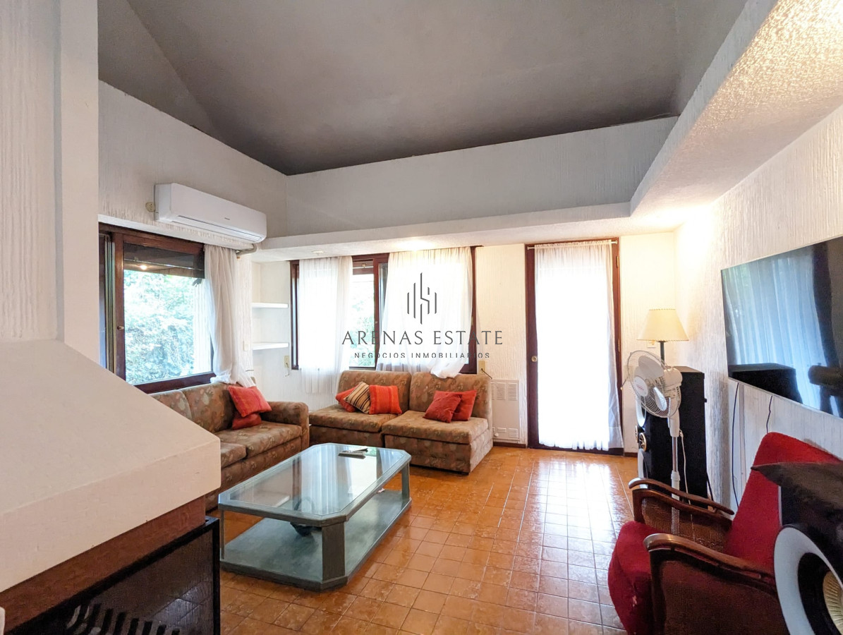 Casa ID.2836 - Hermosa y Amplia Casa en Mansa en venta