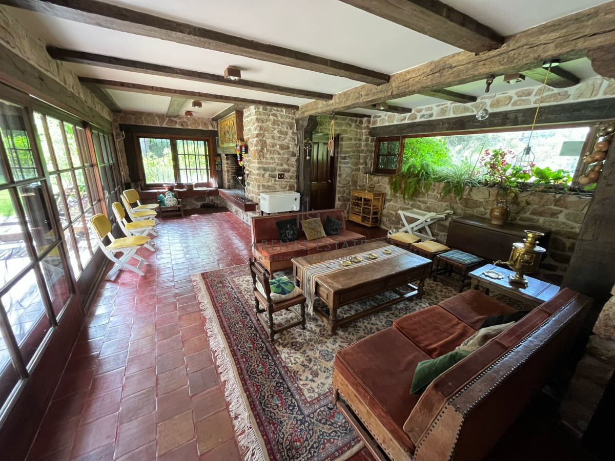 Casa ID.3955 - Hermosa mansión en Golf de 6 dormitorios , Punta del Este