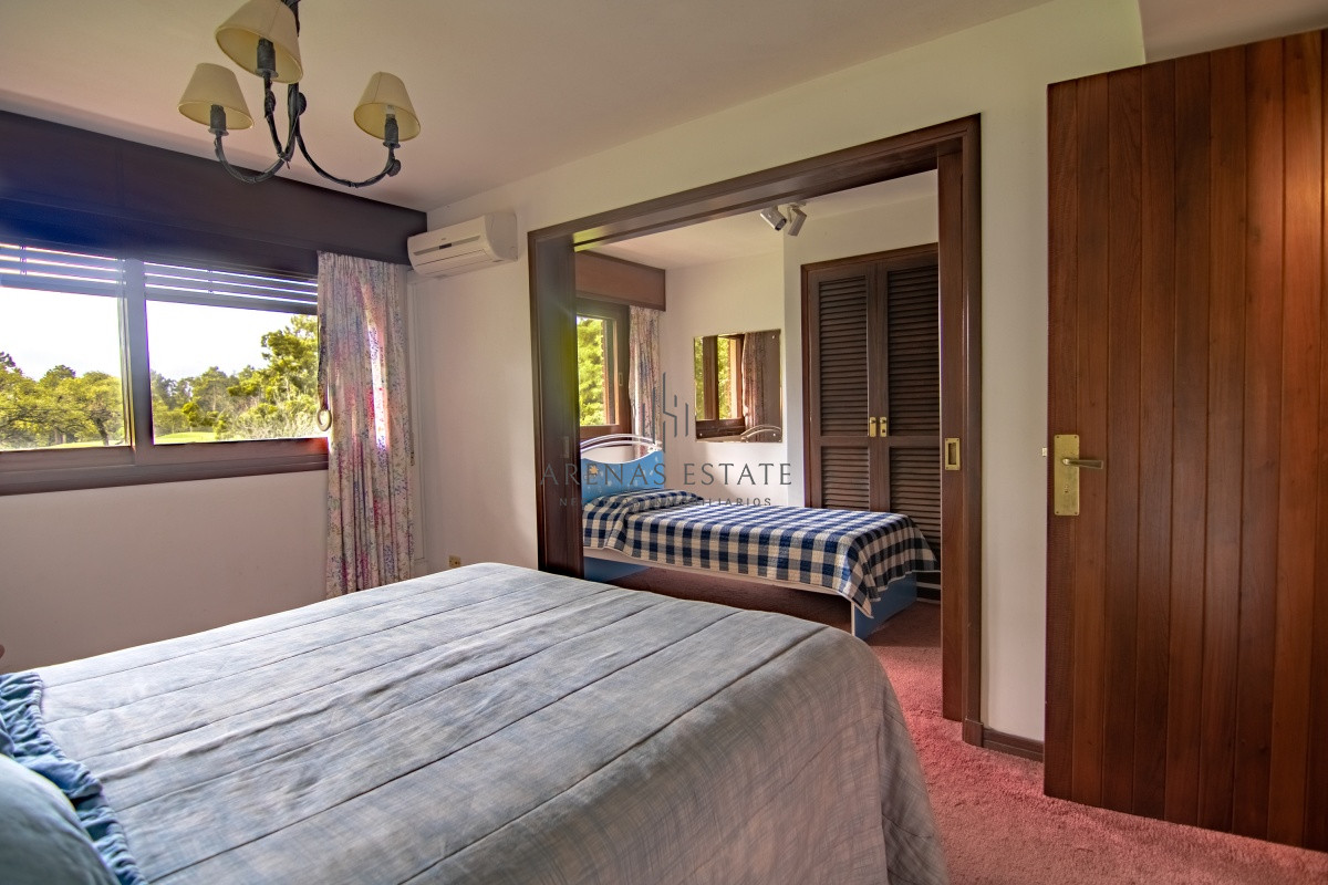 Casa ID.2872 - Espectacular chalet de gran tamaño, zona del Golf.