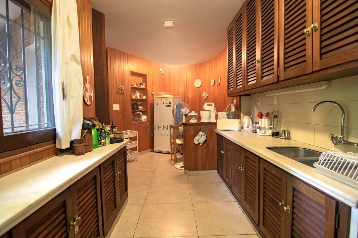 Casa ID.2872 - Espectacular chalet de gran tamaño, zona del Golf.