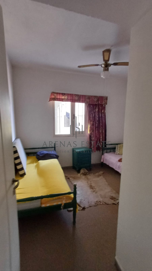 Casa ID.2201 - Vende Casa en Zona comercial en Lugano - Punta del Este