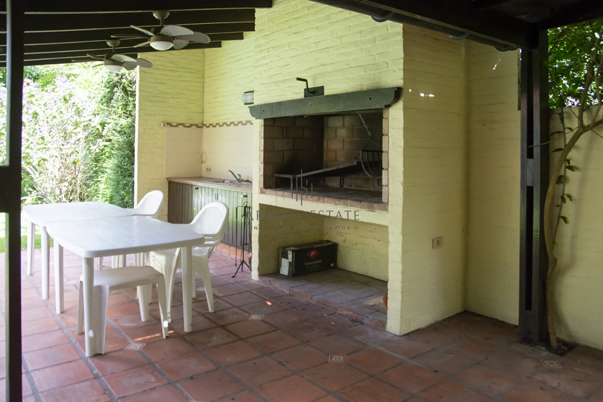 Casa ID.2841 - Casa en Venta de 3 dormitorios en Cantegril , Punta del este , Maldonado 