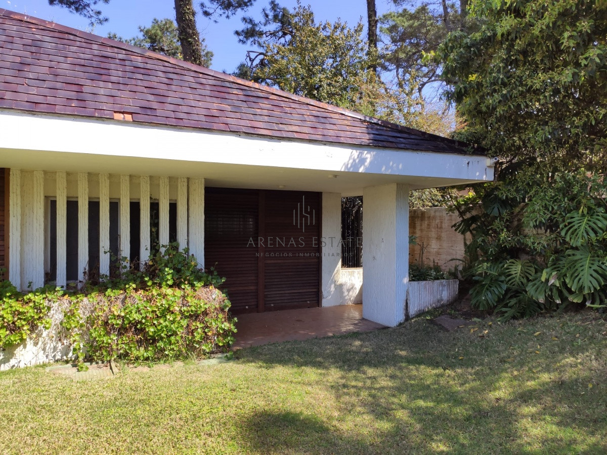 Casa ID.2836 - Hermosa y Amplia Casa en Mansa en venta