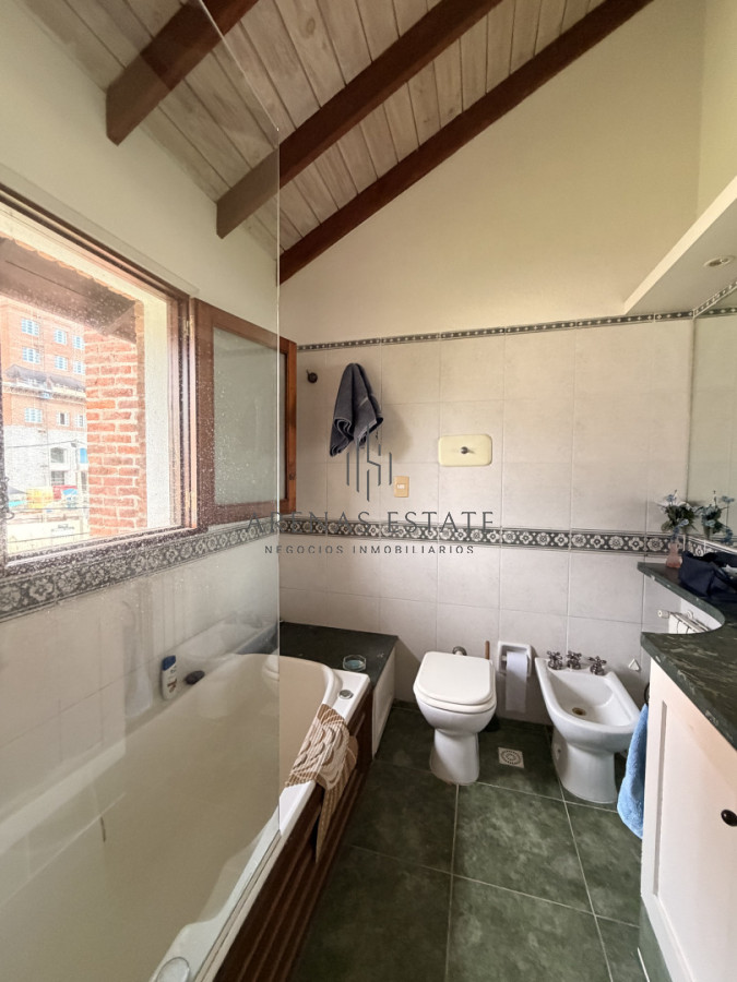 Casa ID.4193 - Vende hermosa casa en san rafael , cerca del mar, Punta del Este