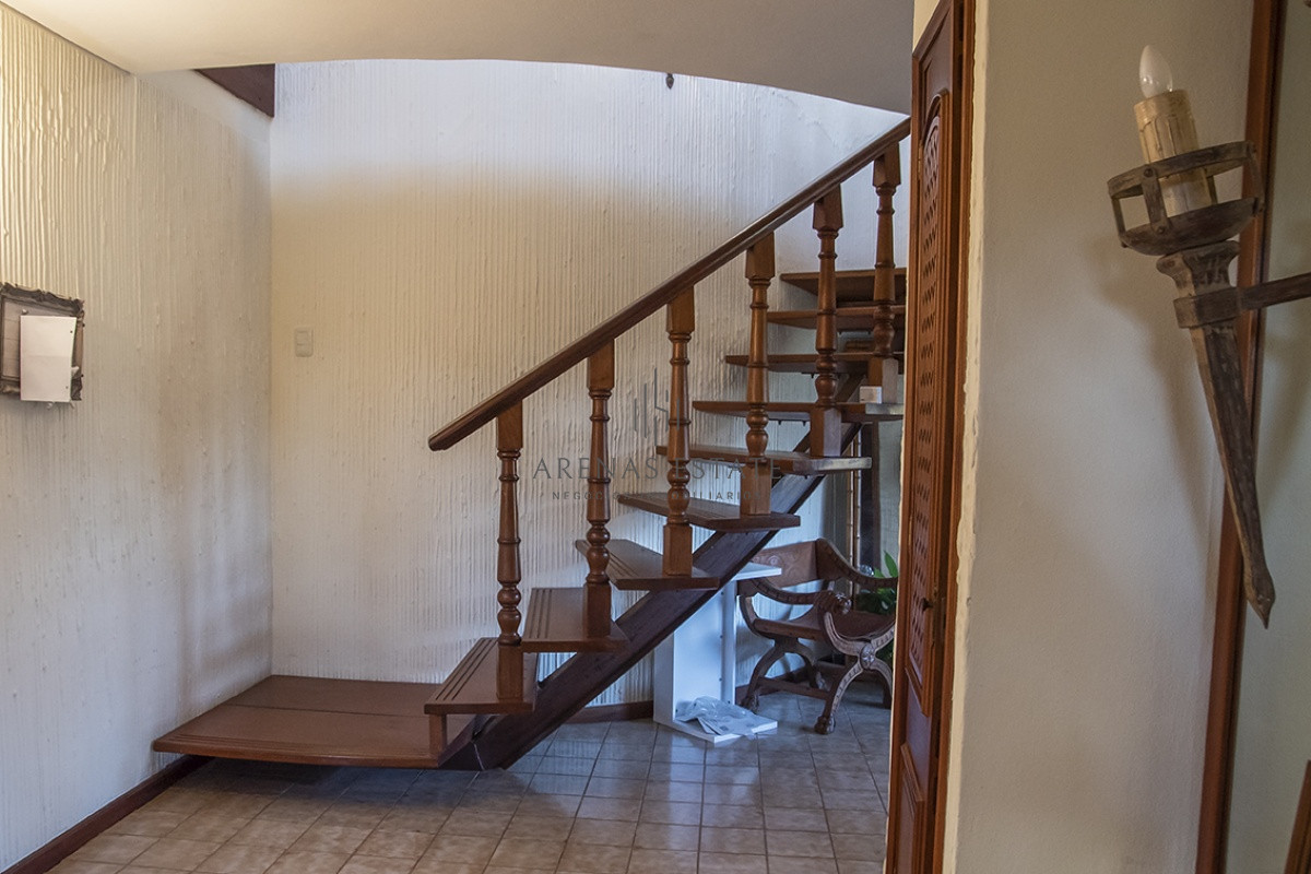 Casa ID.2868 - Hermosa casa en venta en Punta del Este