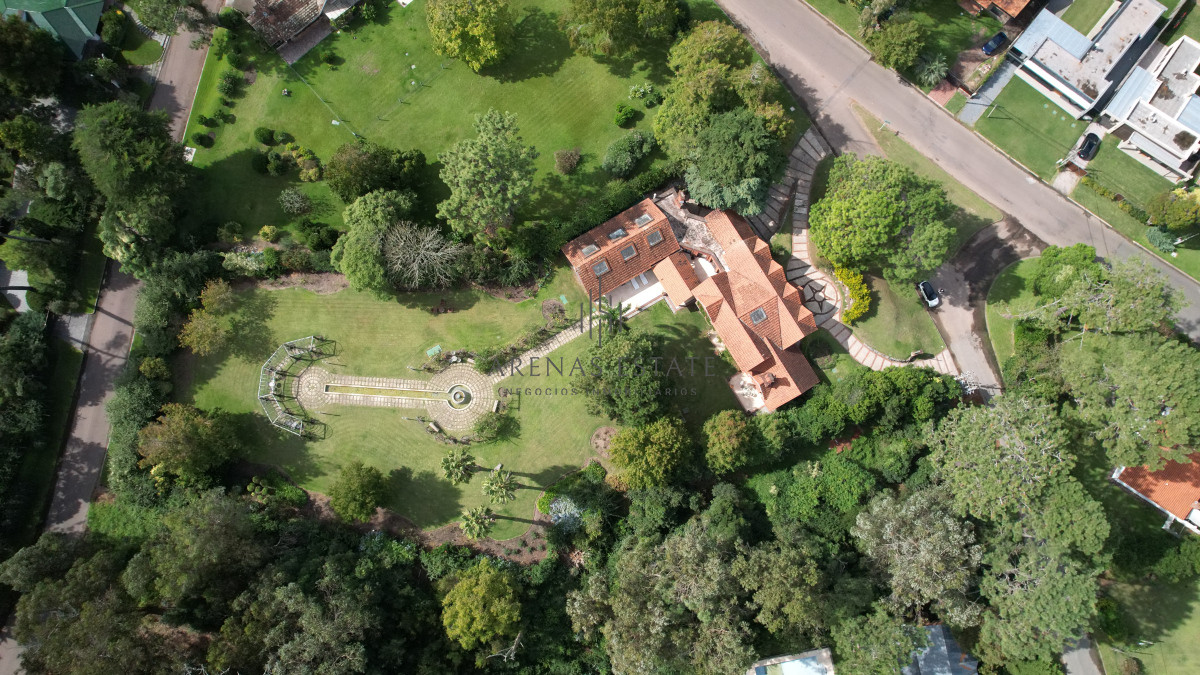 Casa ID.2387 - Propiedad exclusiva ubicada en Golf, Punta del este 