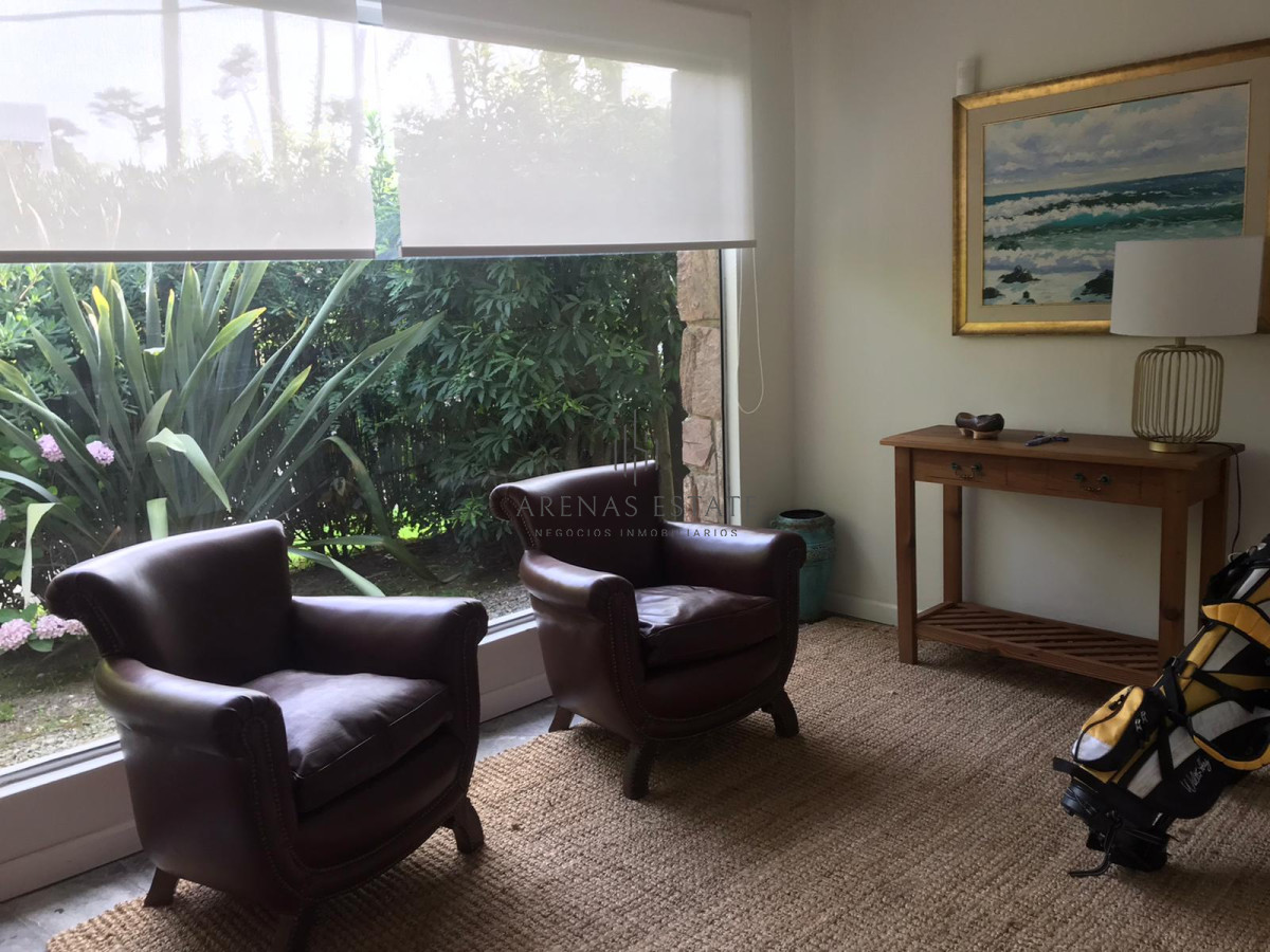 Casa ID.2416 - Casa en impecable estado, de 3 dormitorios en San Rafael Punta del Este 