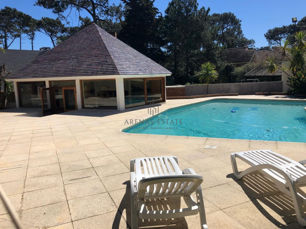 Casa ID.2868 - Hermosa casa en venta en Punta del Este