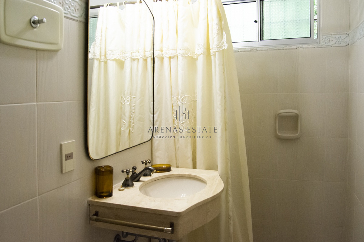 Casa ID.2841 - Casa en Venta de 3 dormitorios en Cantegril , Punta del este , Maldonado 