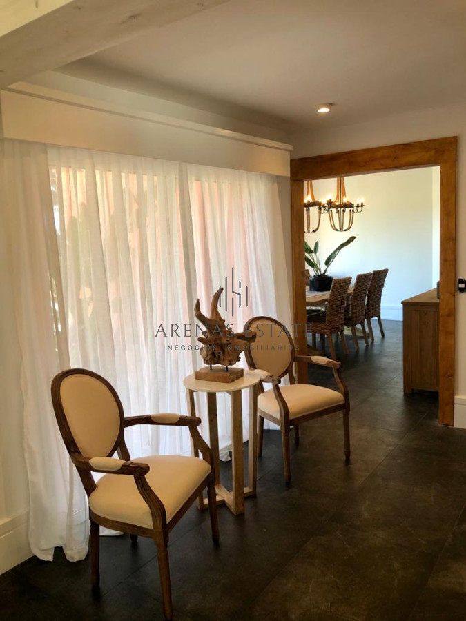 Casa ID.4008 - CASA CON ESTILO Y DISEÑO