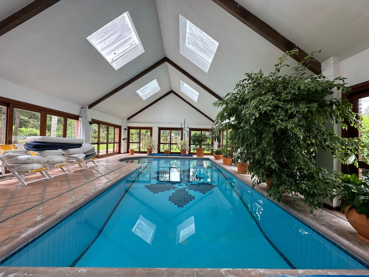 Casa ID.2387 - Propiedad exclusiva ubicada en Golf, Punta del este 