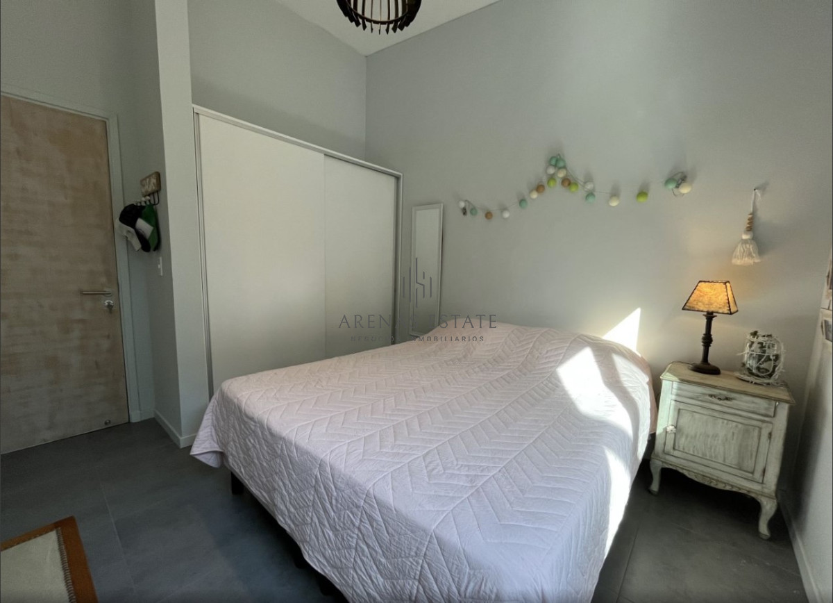 Casa ID.2909 - Vende casa en espectacular estado, Punta del Este 