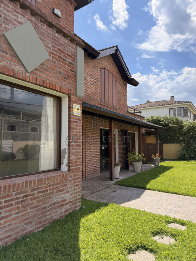 Casa ID.4193 - Vende hermosa casa en san rafael , cerca del mar, Punta del Este