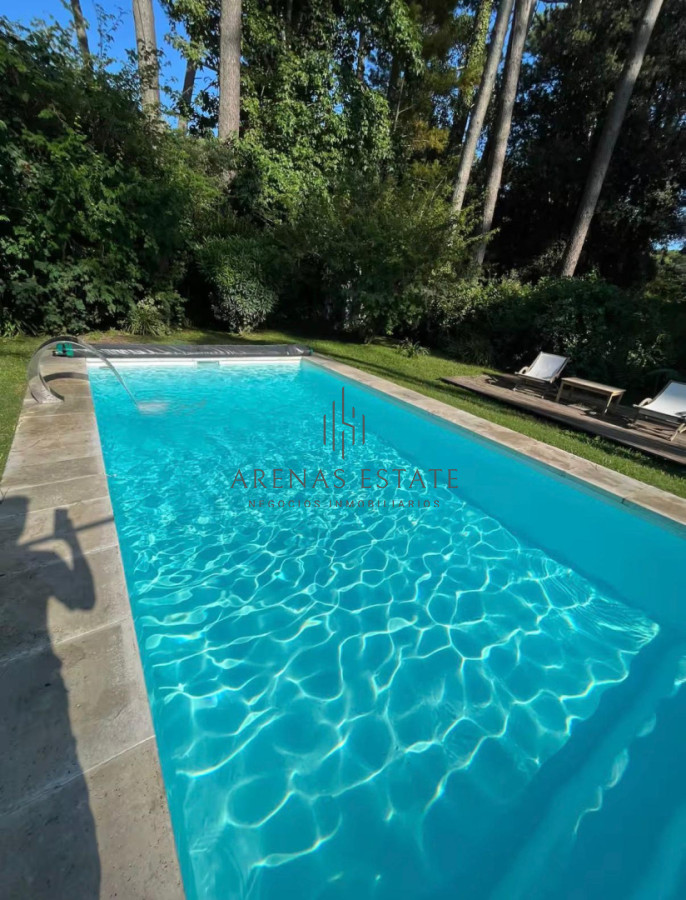 Casa ID.2416 - Casa en impecable estado, de 3 dormitorios en San Rafael Punta del Este 