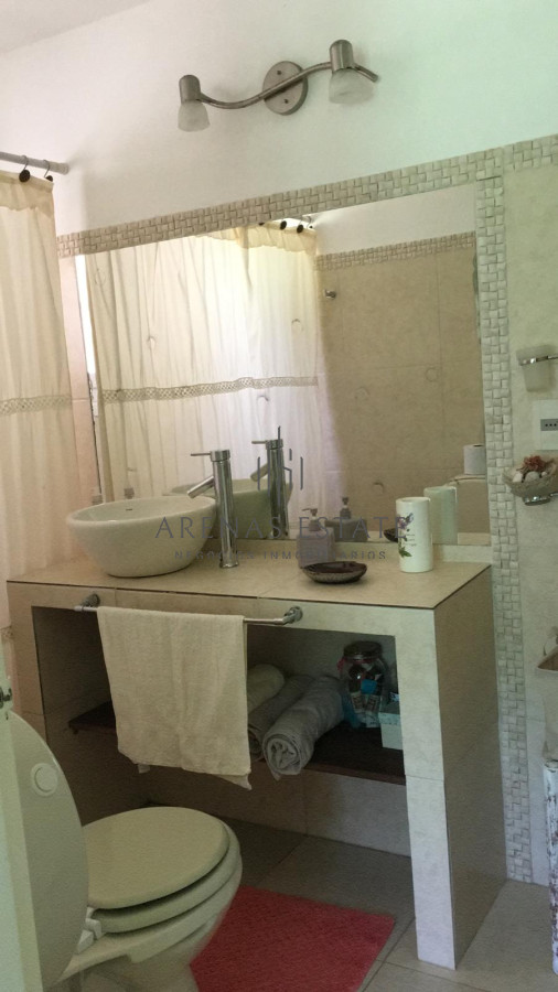 Casa ID.2416 - Casa en impecable estado, de 3 dormitorios en San Rafael Punta del Este 