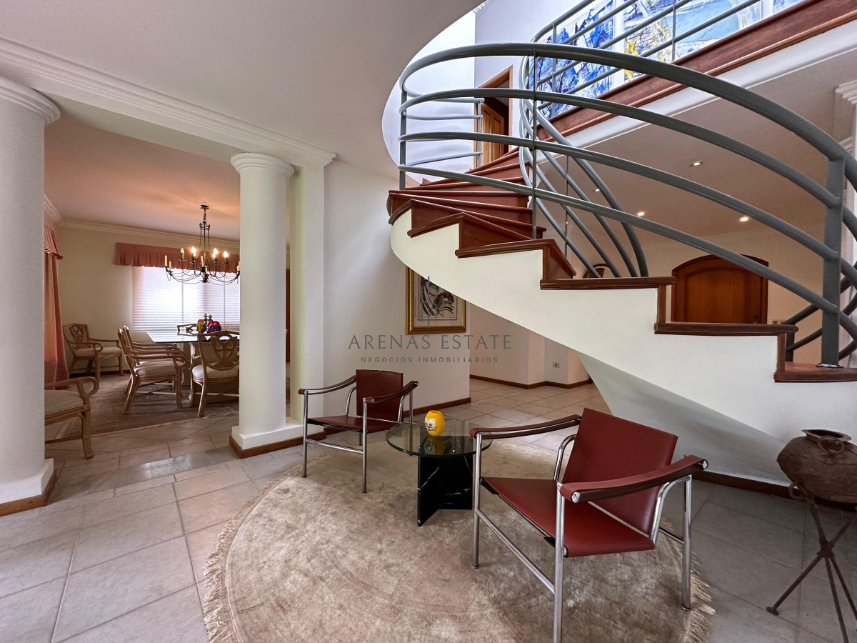 Casa ID.2387 - Propiedad exclusiva ubicada en Golf, Punta del este 