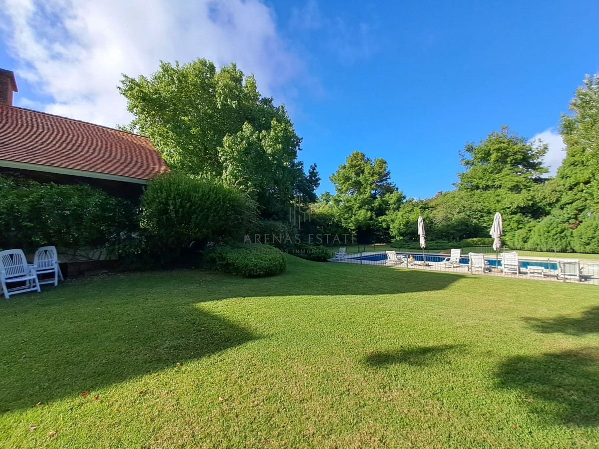 Casa ID.2872 - Espectacular chalet de gran tamaño, zona del Golf.