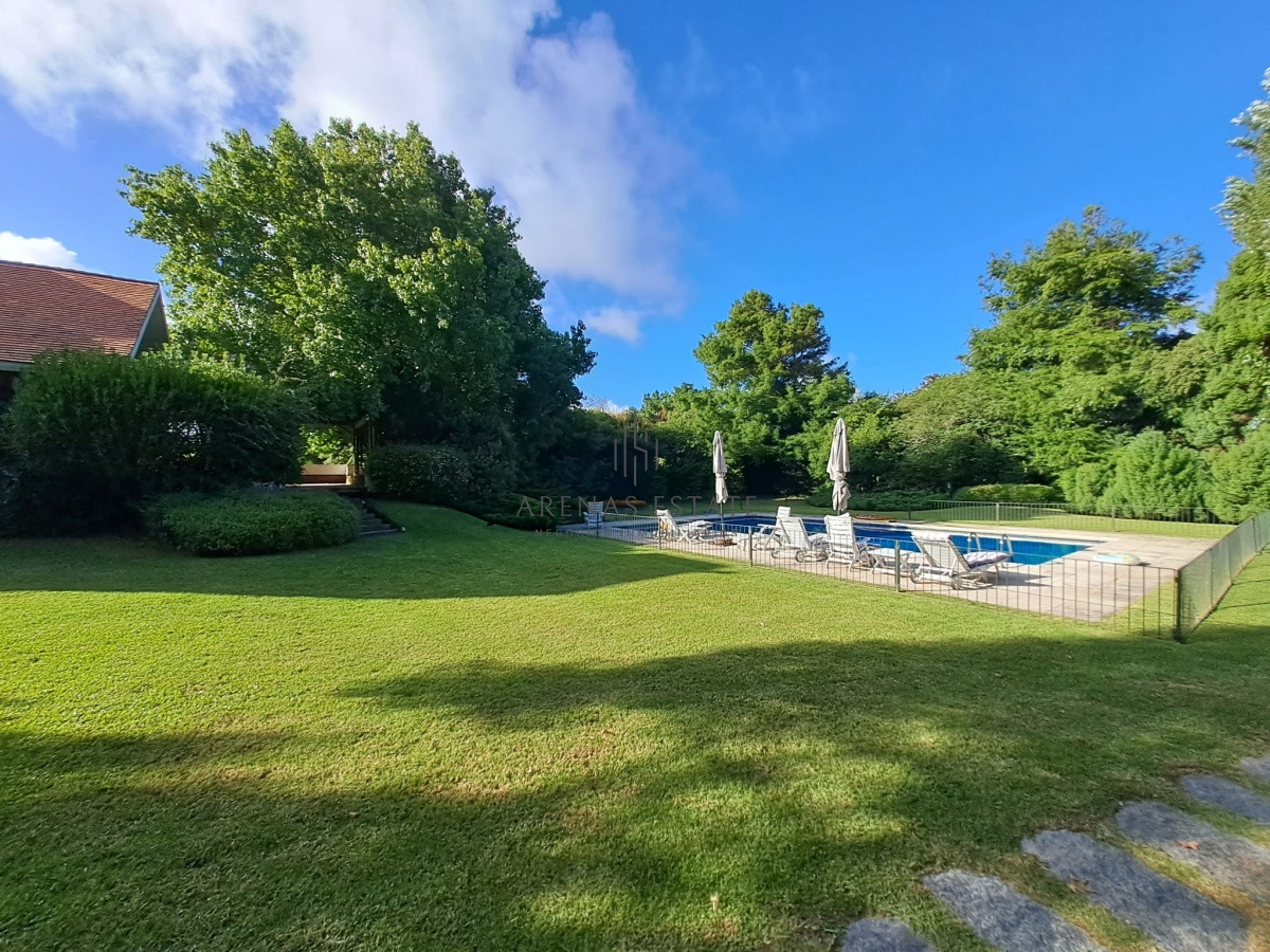 Casa ID.2872 - Espectacular chalet de gran tamaño, zona del Golf.