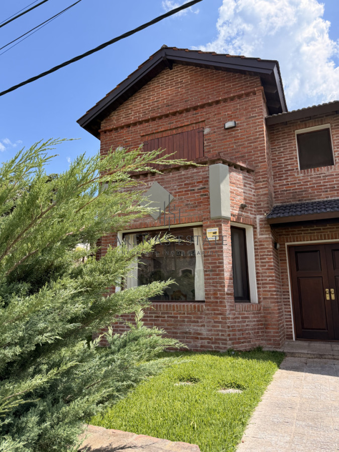 Casa ID.4193 - Vende hermosa casa en san rafael , cerca del mar, Punta del Este