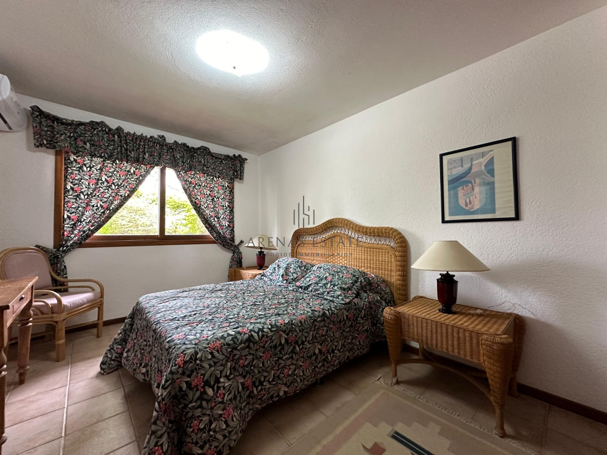 Casa ID.2387 - Propiedad exclusiva ubicada en Golf, Punta del este 