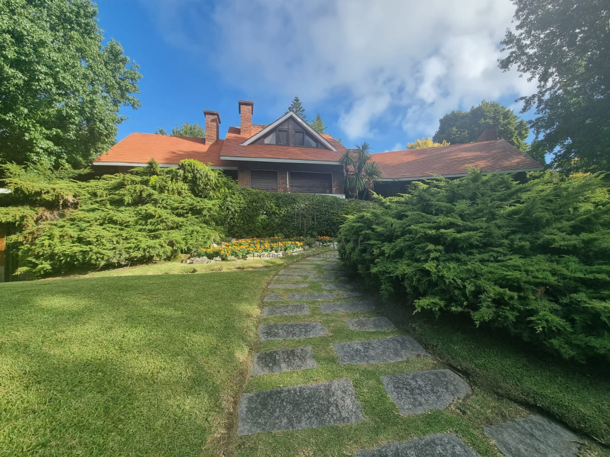 Casa ID.2872 - Espectacular chalet de gran tamaño, zona del Golf.