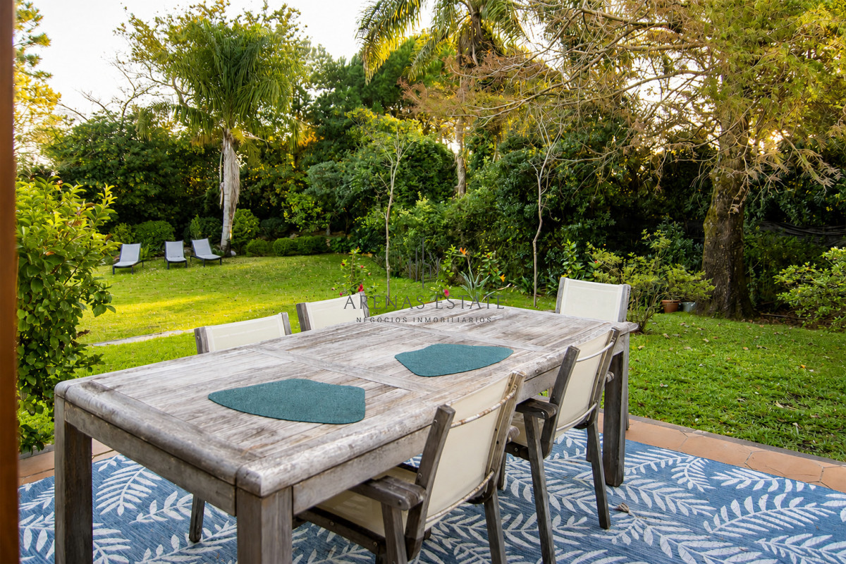 Casa ID.4632 - En venta casa de 3 dormitorios en Maldonado