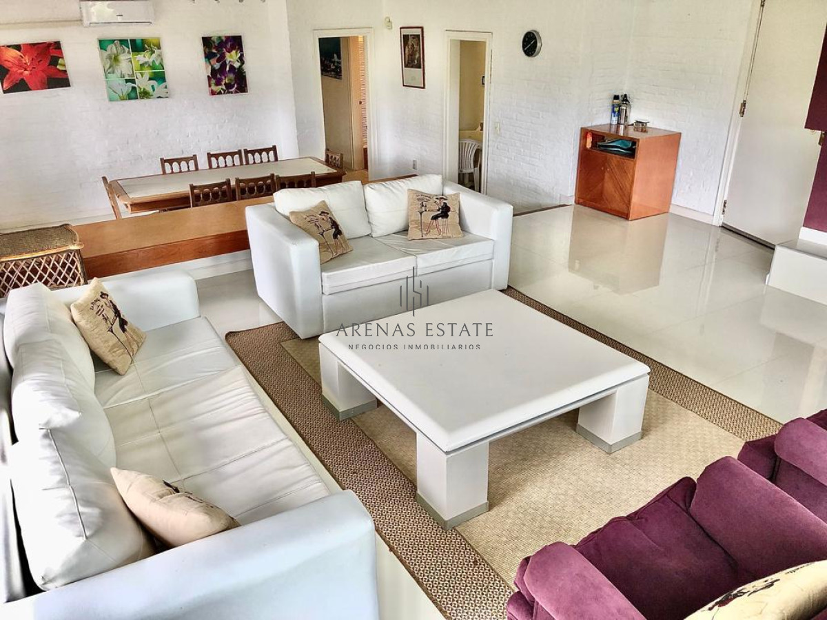 Casa ID.3577 - Casa en venta en Lugano, Punta del este, 3 dormitorios y dependencia