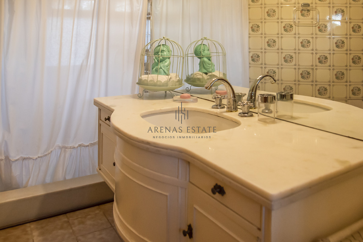 Casa ID.2868 - Hermosa casa en venta en Punta del Este
