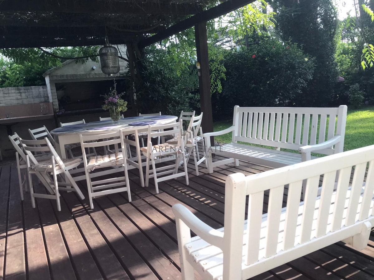 Casa ID.2416 - Casa en impecable estado, de 3 dormitorios en San Rafael Punta del Este 
