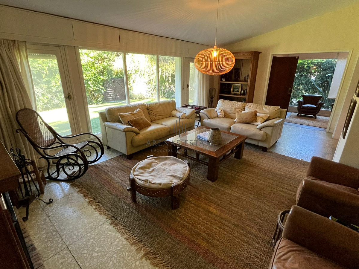 Casa ID.2416 - Casa en impecable estado, de 3 dormitorios en San Rafael Punta del Este 