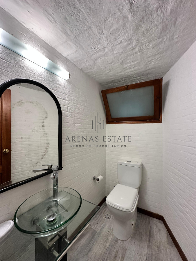 Casa ID.3958 - En venta casa en Barrio Golf, Punta del Este de 6 dormitorios.
