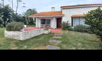Casa de 4 dormitorios en Venta , Punta del este