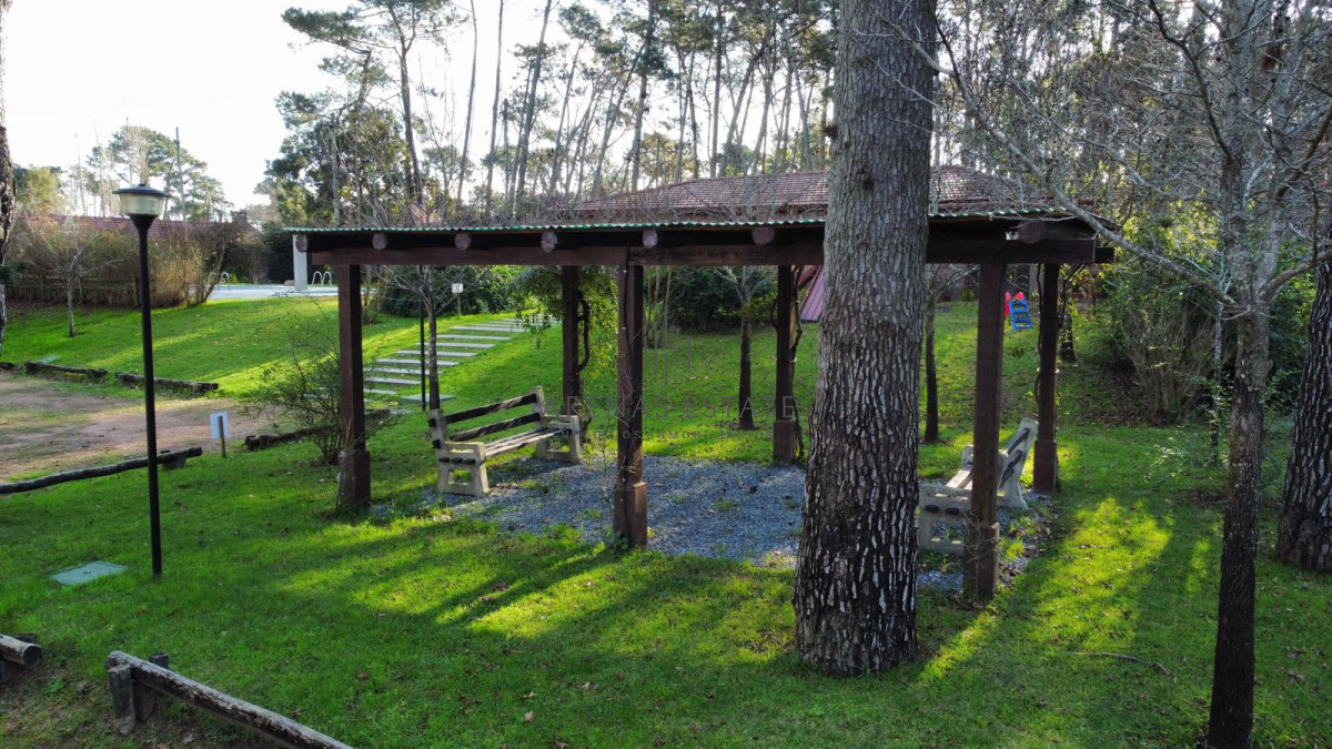 Terreno ID.4360 - En venta terreno en Pinares, Punta del Este