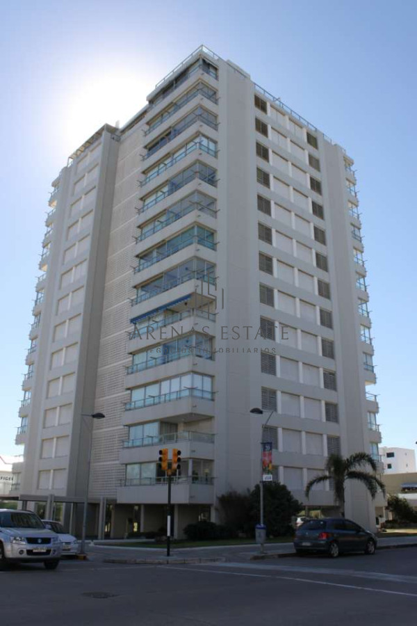 Apartamento ID.2068 - Hermoso Departamento en venta.