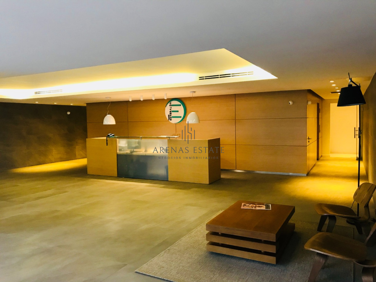 Apartamento ID.2521 - Apartamento en venta en Torre esmeralda de 3 dormitorios , en Punta del Este
